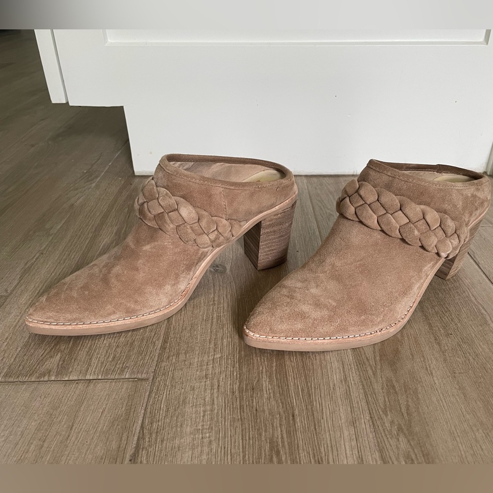 Dolce Vita Serla Suede Mule